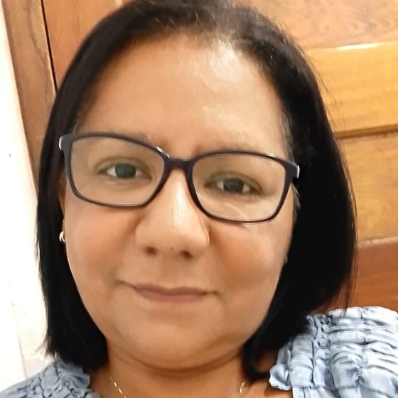 Nadja Maria comemora idade nova nesta terça, 3